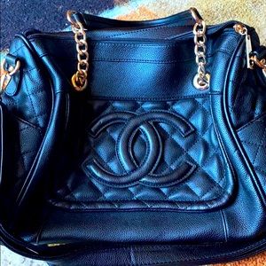 Black purse